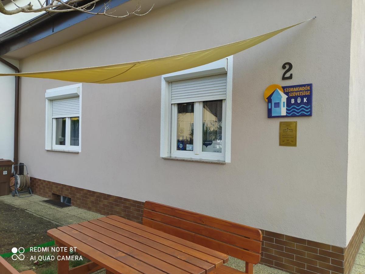 Forras-G Vendeghaz Apartment Buk Exterior photo
