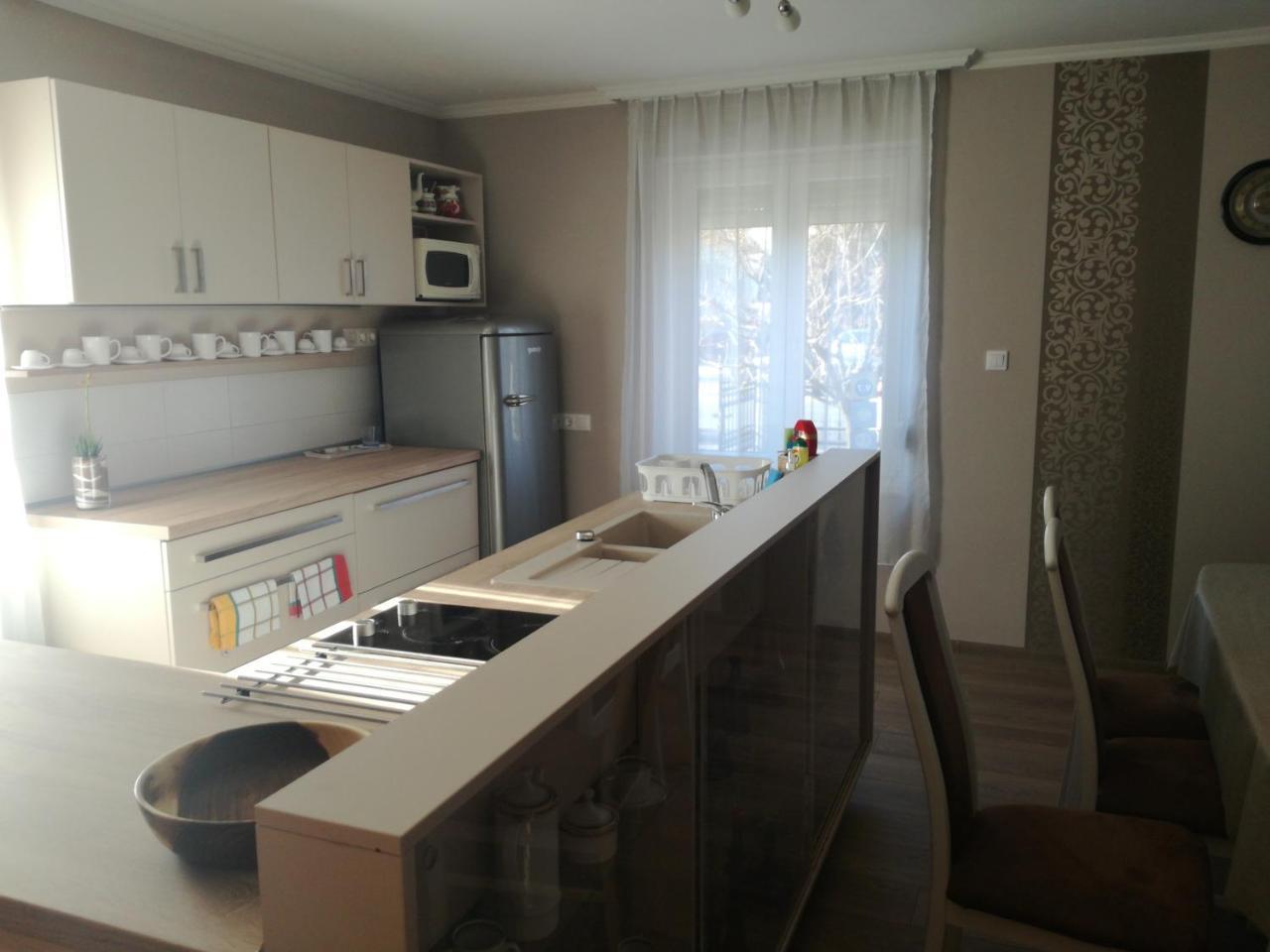 Forras-G Vendeghaz Apartment Buk Exterior photo
